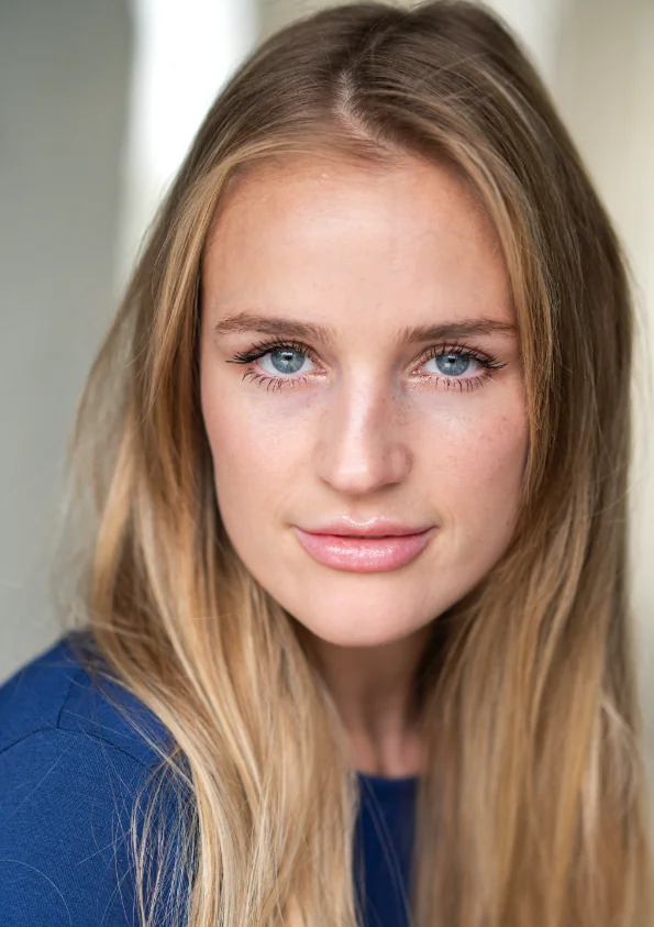 Leona Clarke picture 1 of 1
