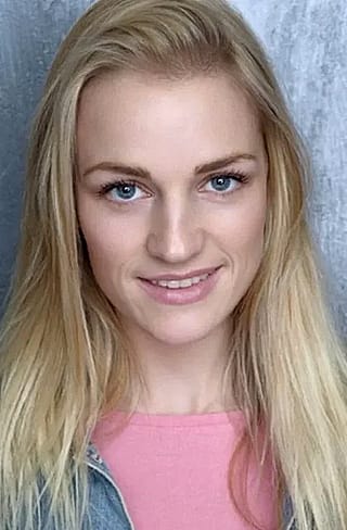 Leona Clarke'