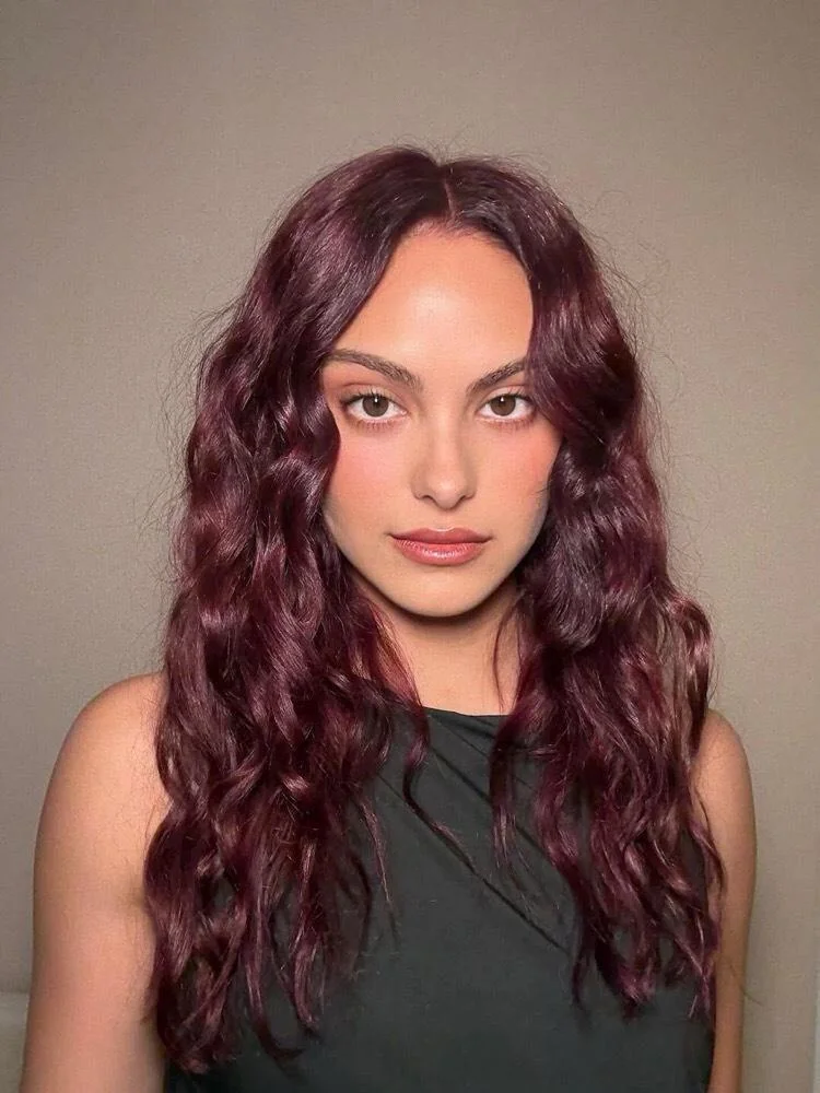 Camila Mendes picture 2 of 2