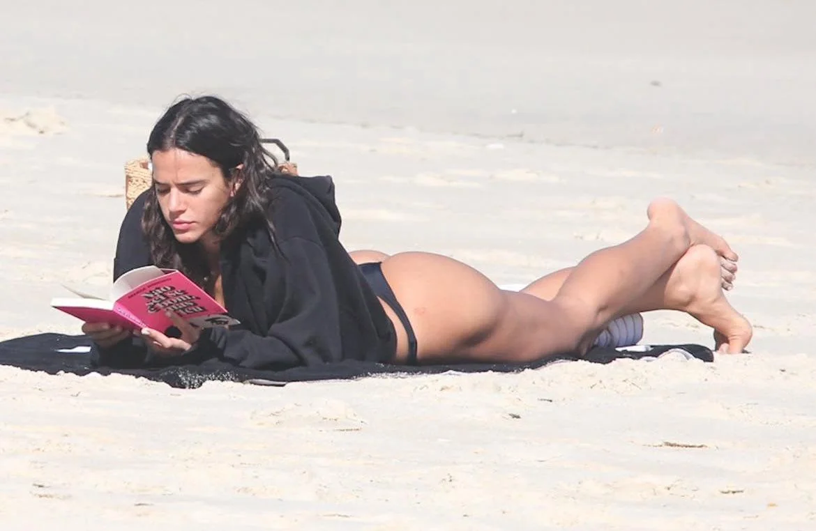 Bruna Marquezine picture 6 of 9
