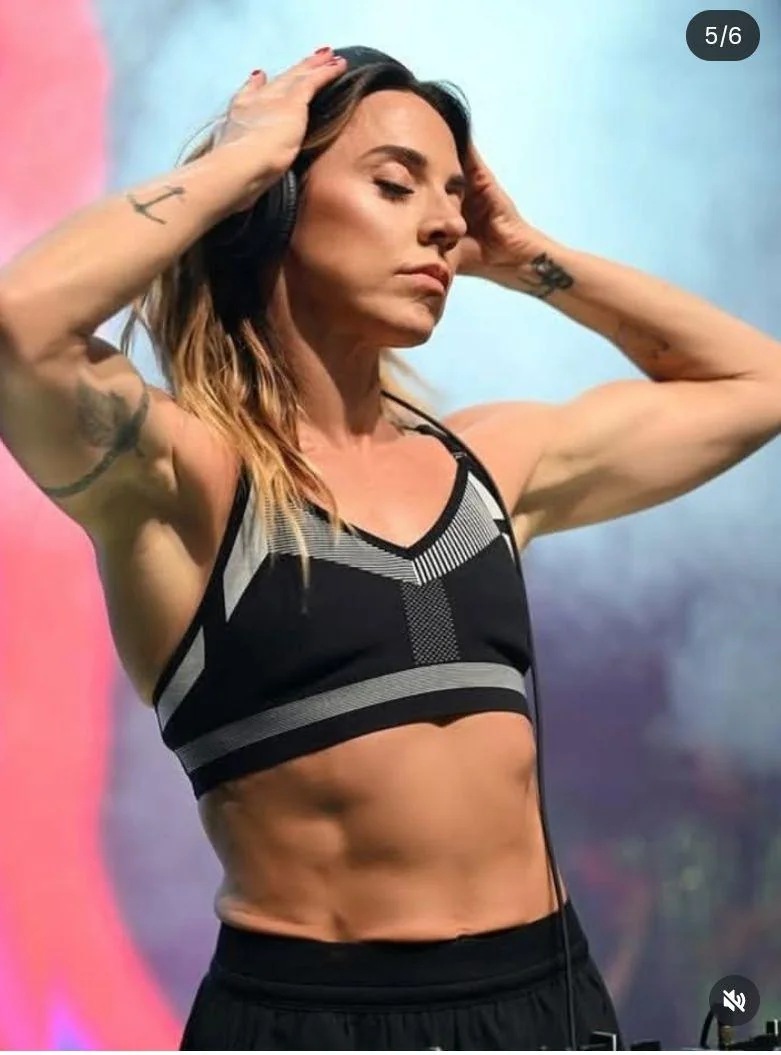 Melanie Chisholm (Sporty Spice) picture 5 of 6