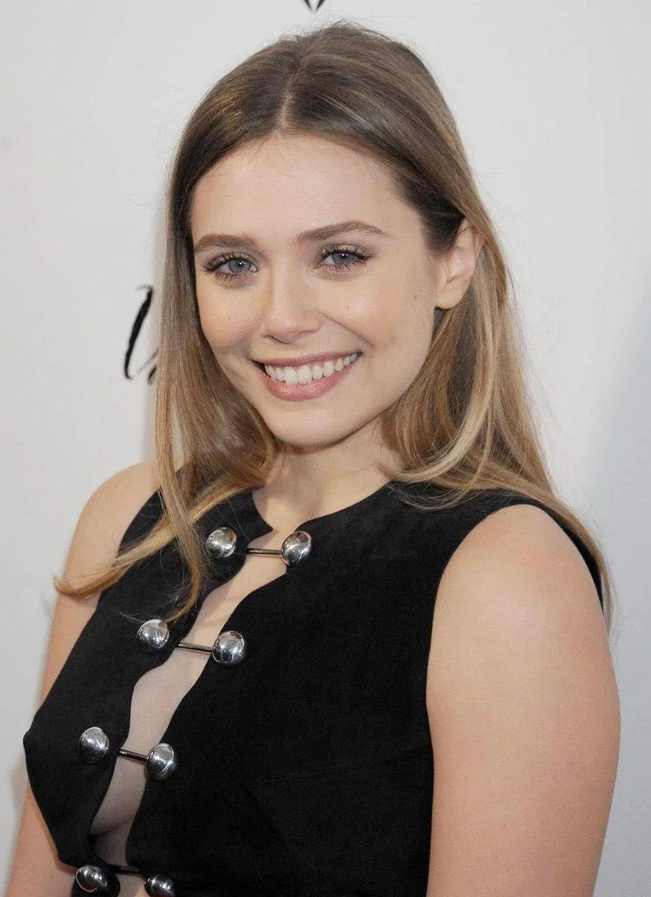 Elizabeth Olsen picture 5 of 5