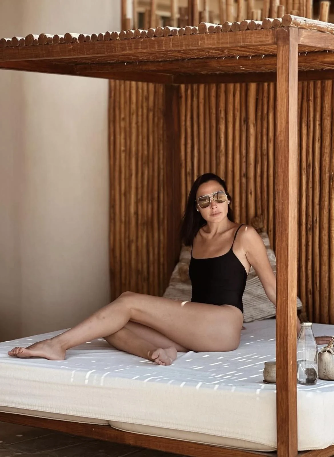 Gal Gadot picture 1 of 1