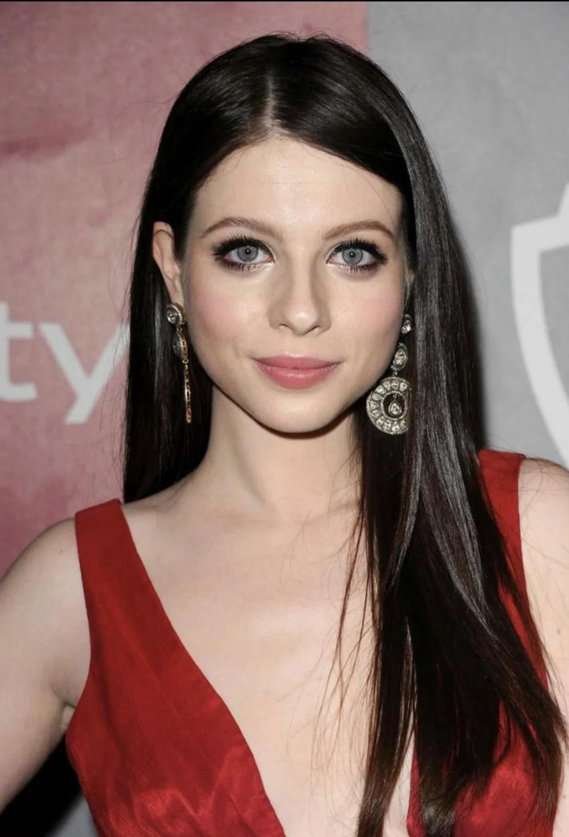 Michelle Trachtenberg (2011) picture 1 of 1