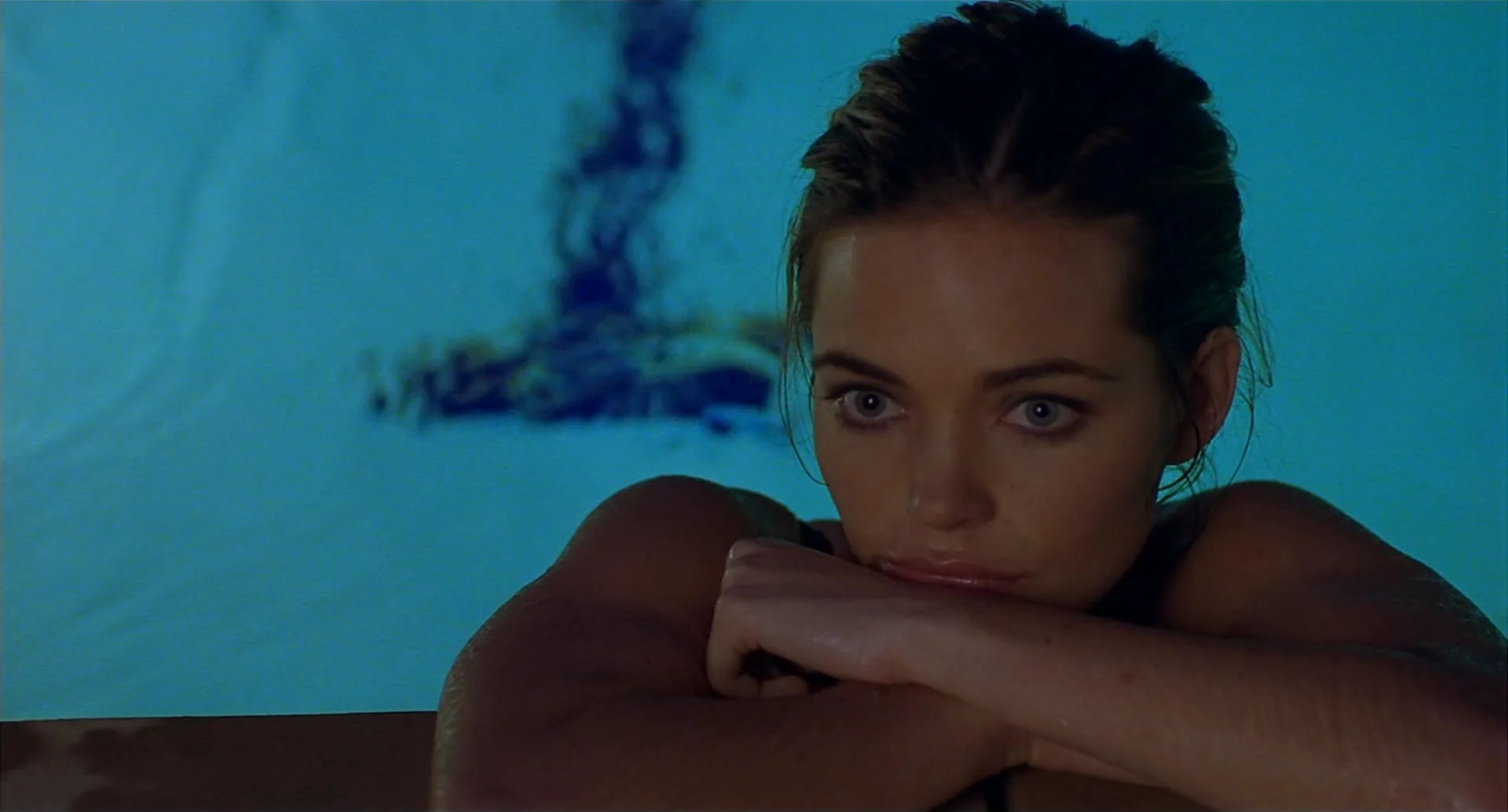 Amelia Heinle in The Limey (1999) picture 2 of 2