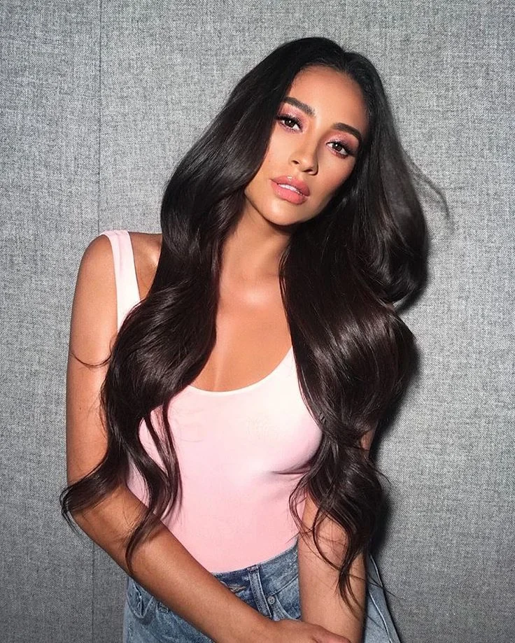 Shay Mitchell picture 1 of 3