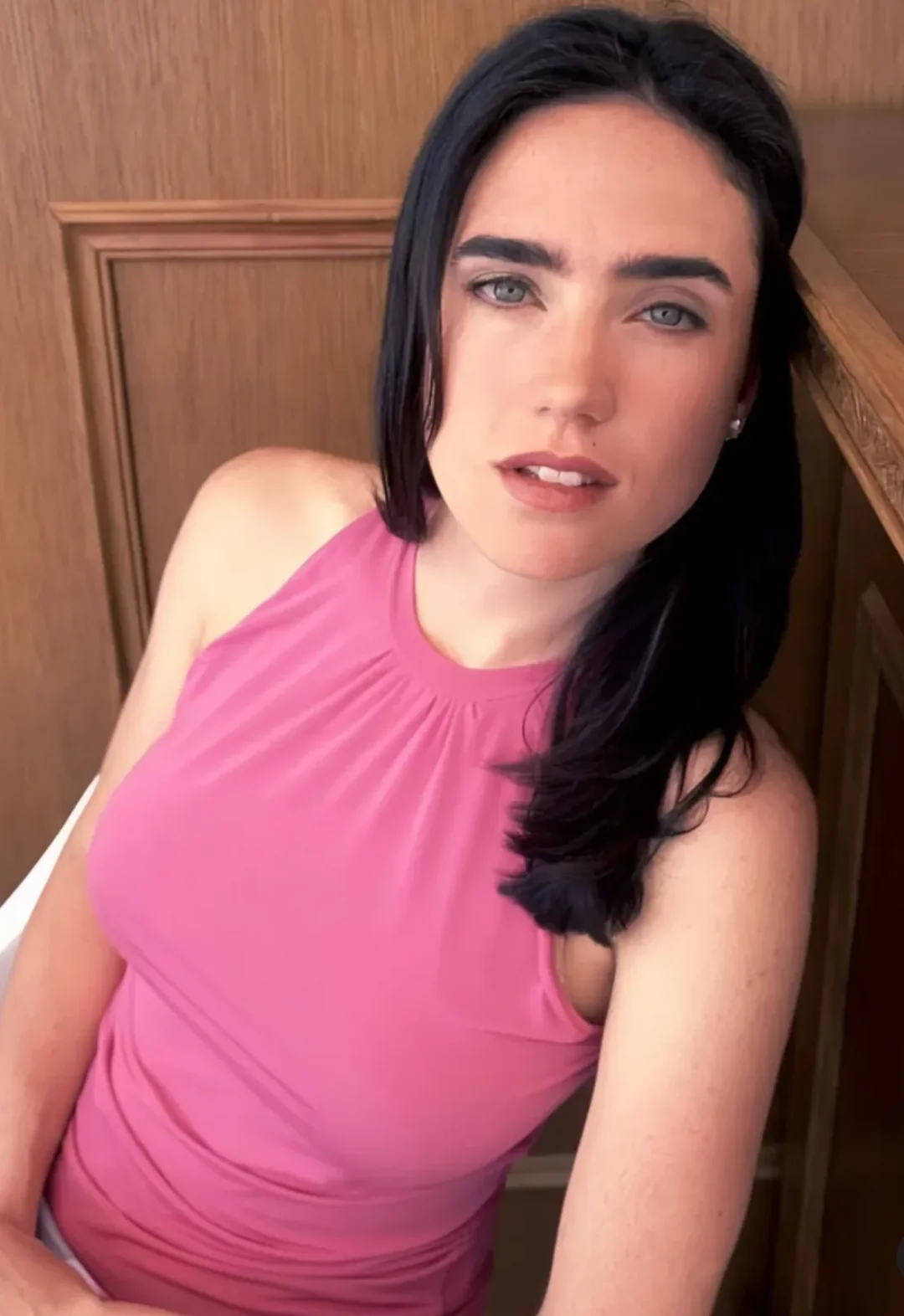 Jennifer Connelly picture 1 of 1