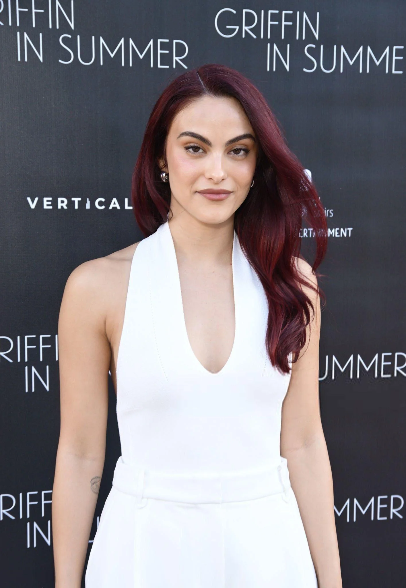 Camila Mendes picture 1 of 7