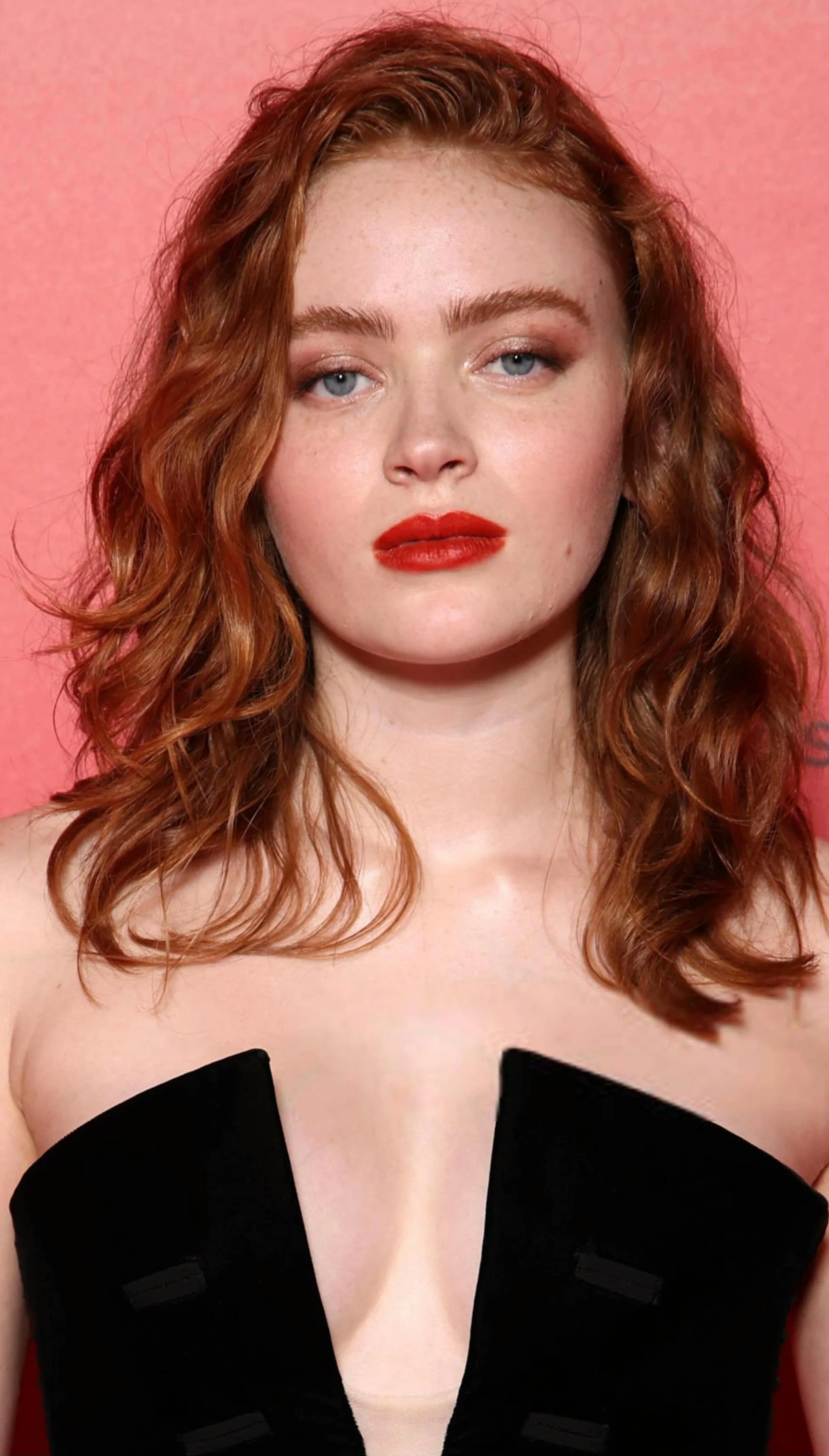 Sadie Sink picture 1 of 1