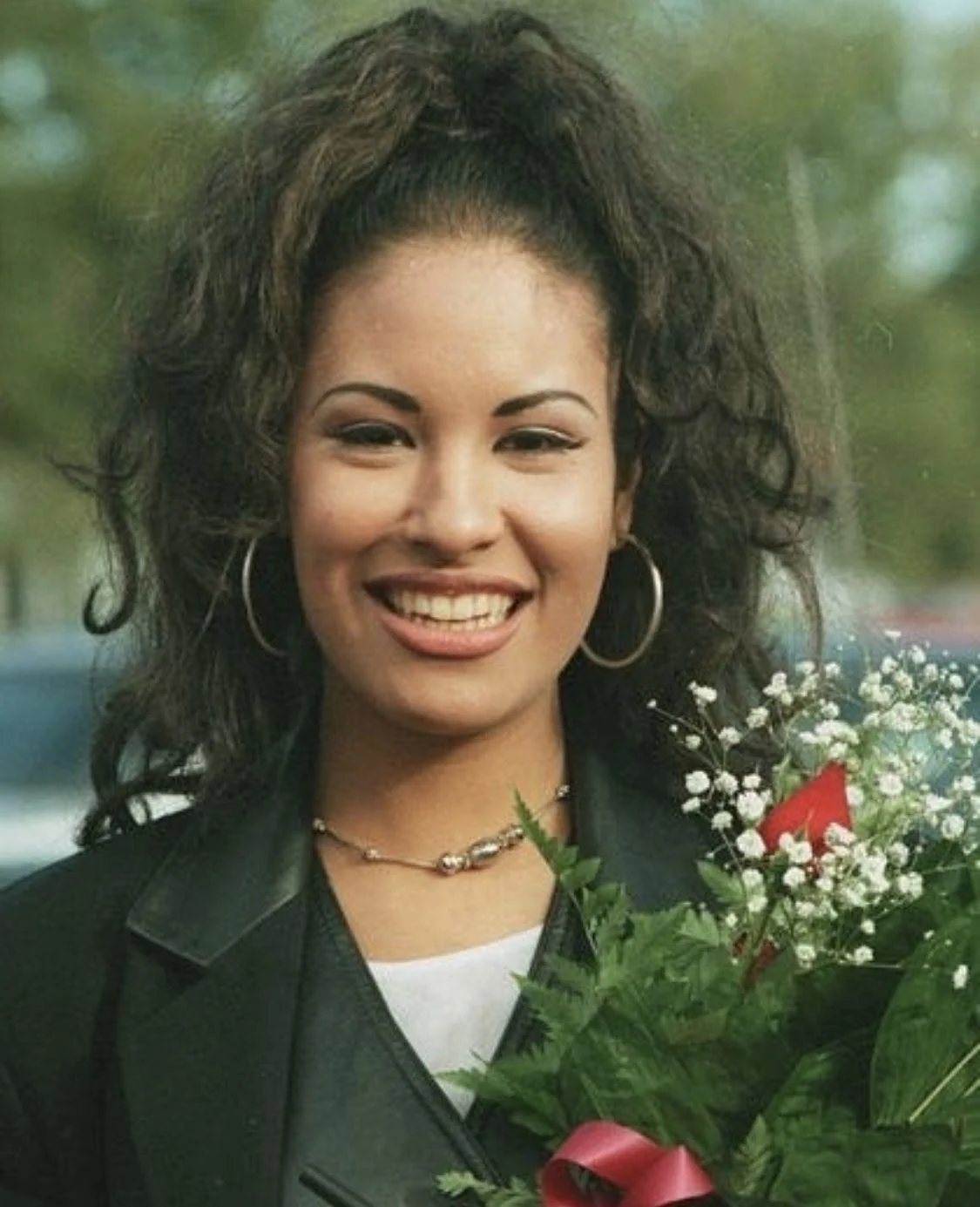 Selena Quintanilla-Pérez (1971 - 1995) picture 2 of 20
