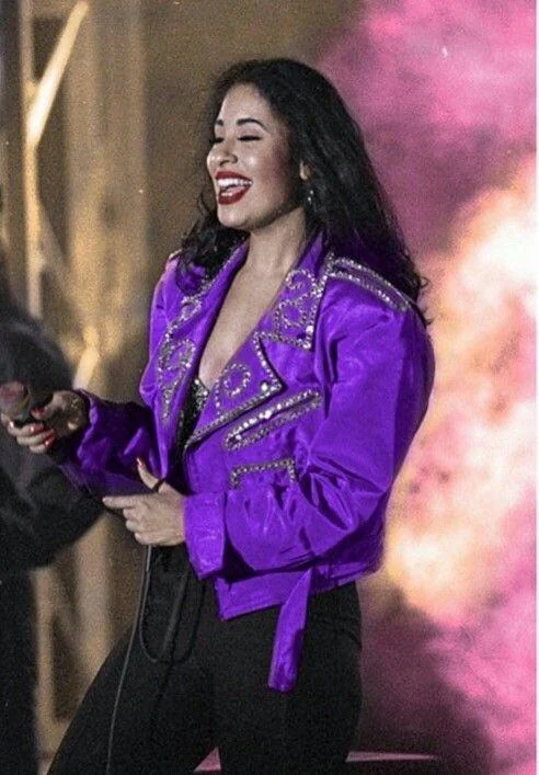 Selena Quintanilla-Pérez (1971 - 1995) picture 3 of 20