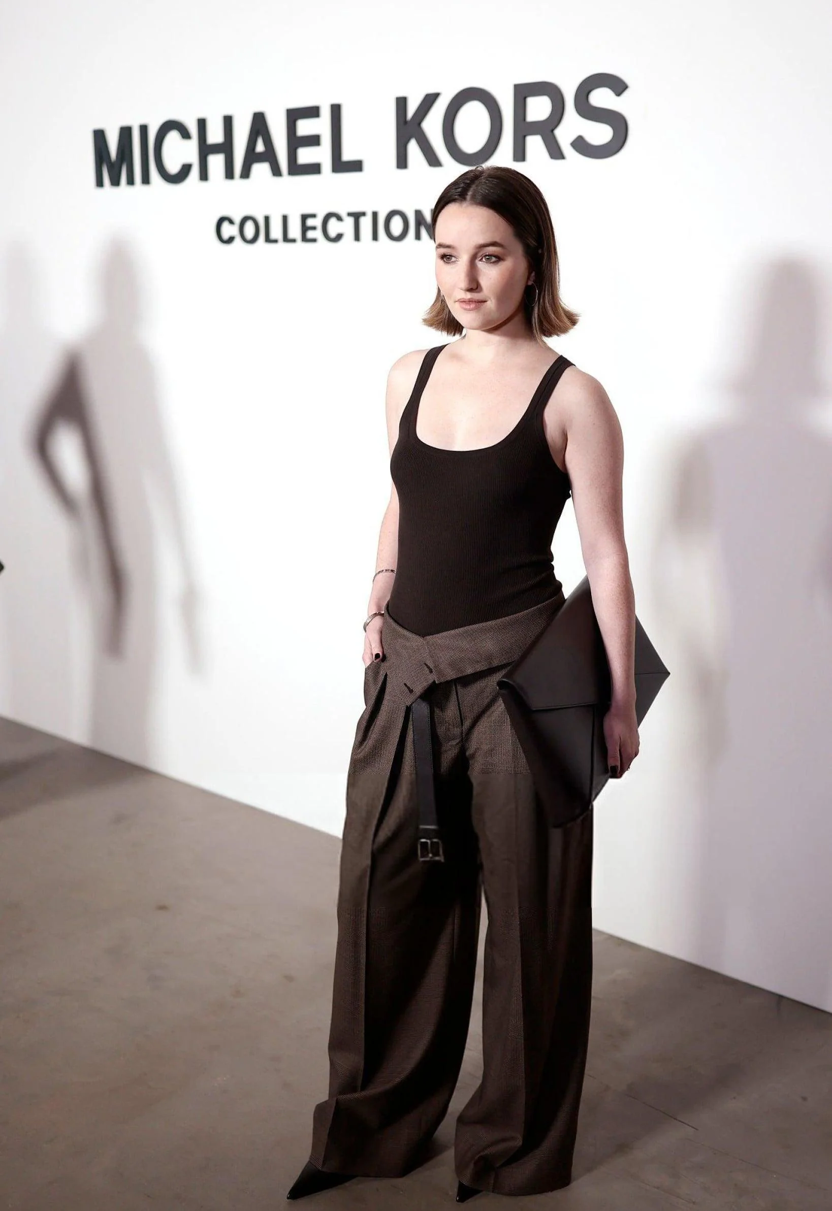 Kaitlyn Dever picture 1 of 1