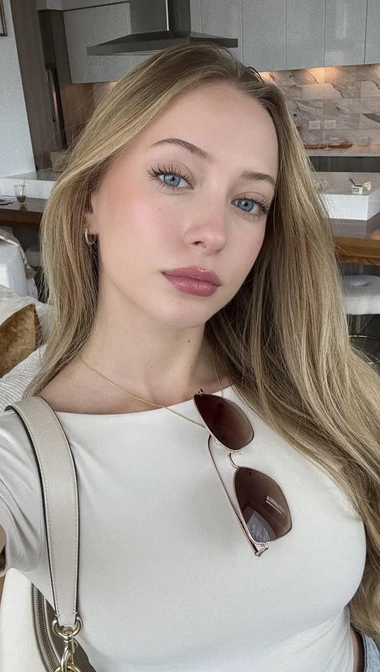 Sophia Diamond picture 1 of 1