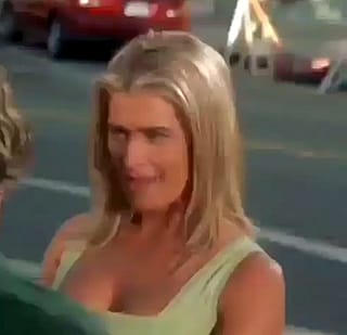 Kristy Swanson'