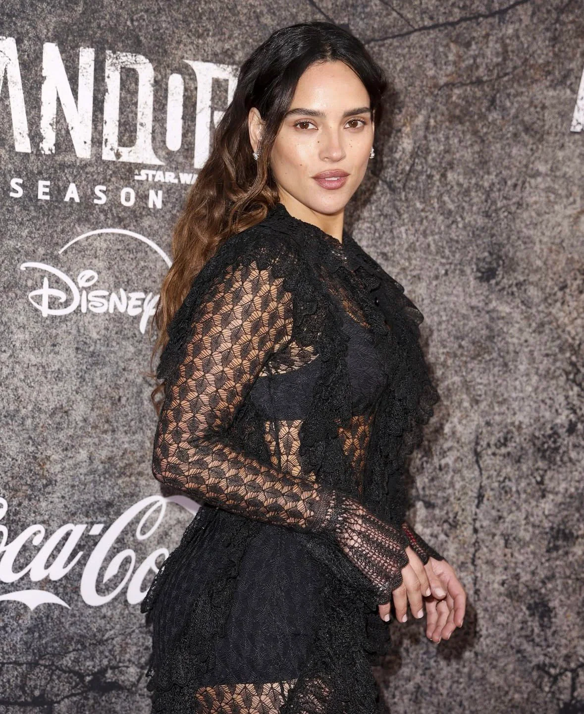 Adria Arjona picture 1 of 2