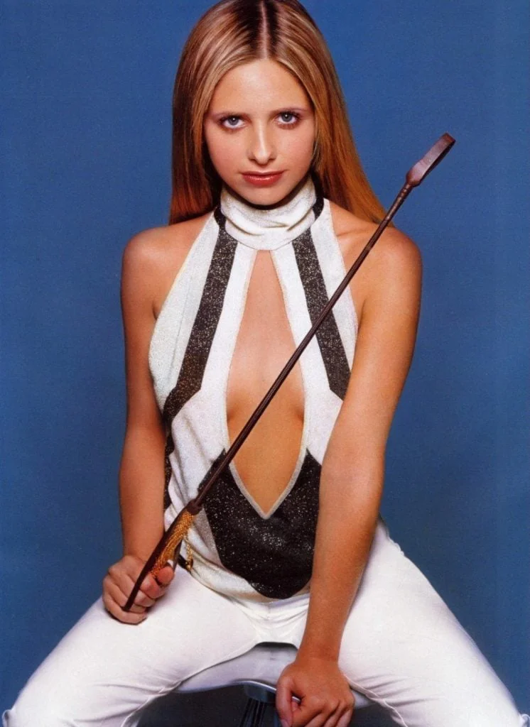Sarah Michelle Gellar picture 1 of 4