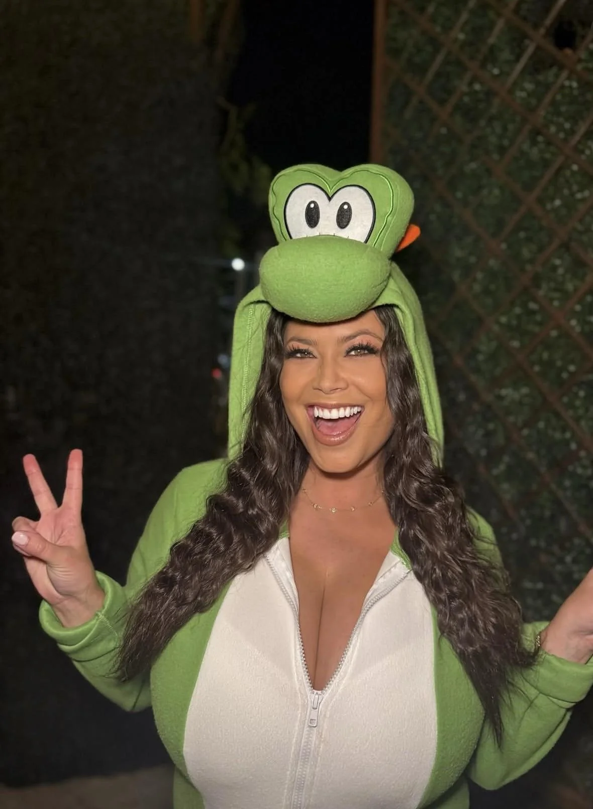 Alex Curry picture 1 of 1