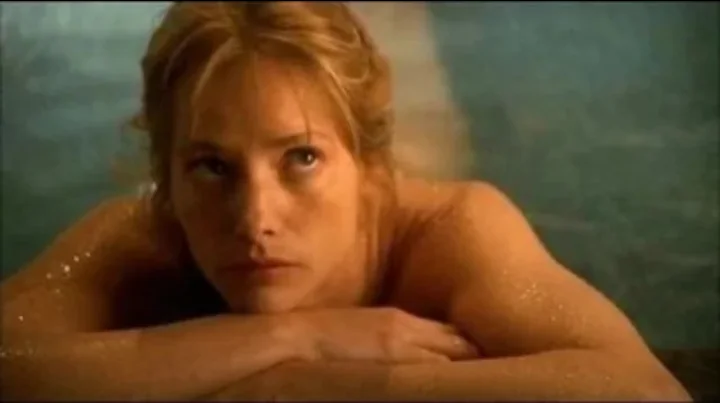 Sienna Guillory picture 3 of 6