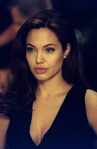 Angelina Jolie'