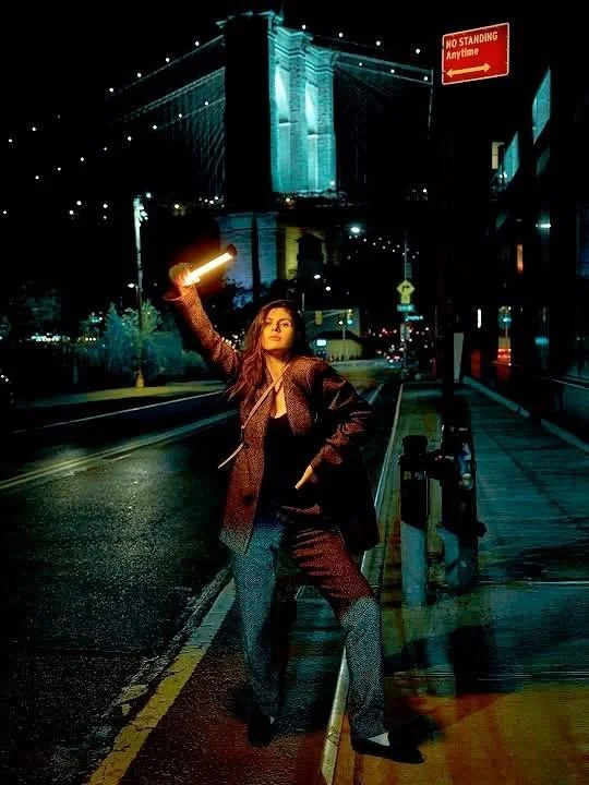 Alexandra Daddario picture 2 of 4