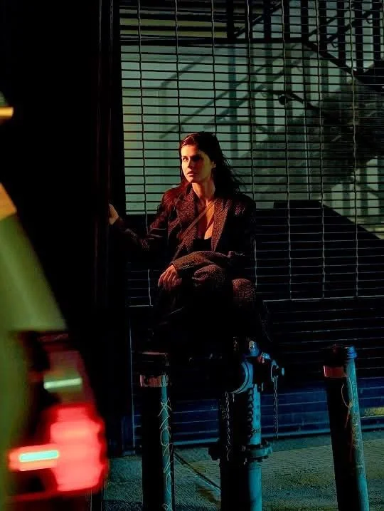 Alexandra Daddario picture 4 of 4