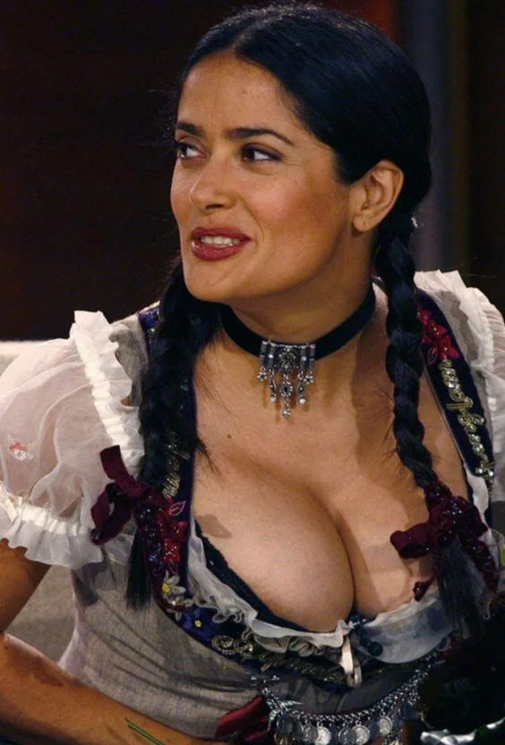 salma hayek picture 1 of 1