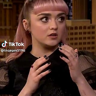 Who is this actress? I thought it was Dakota Fanning initially, then realized I was wrong, but now I just don't recall where I remember her from'