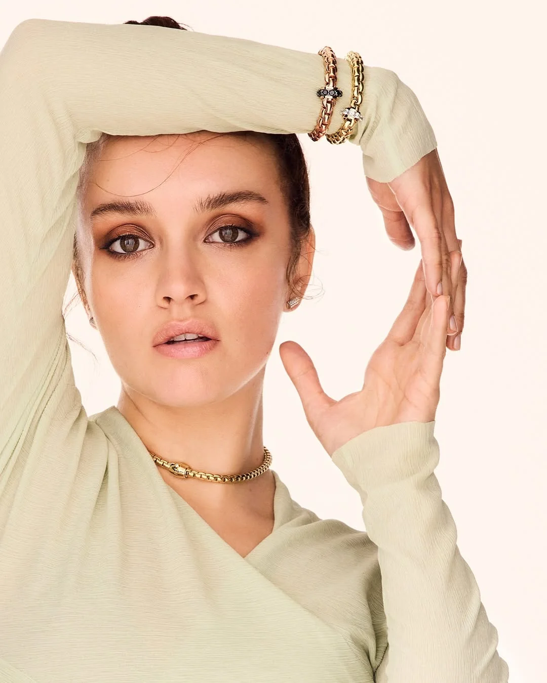 Olivia Cooke picture 1 of 3