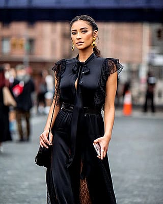 Shay Mitchell'