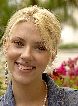 Happy 40th birthday to Scarlett Johansson!'