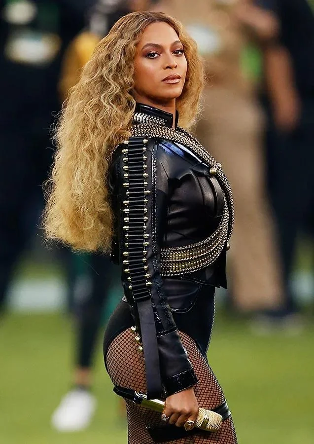 Beyoncé picture 1 of 5