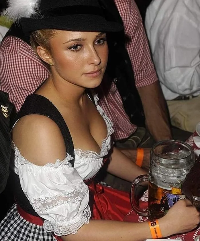 Hayden Panettiere picture 1 of 1