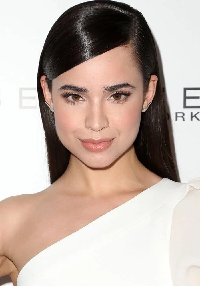 Sofia Carson picture 1 of 2