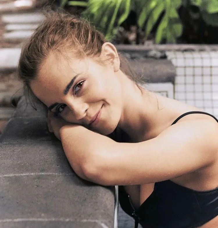 Emma Watson picture 6 of 18