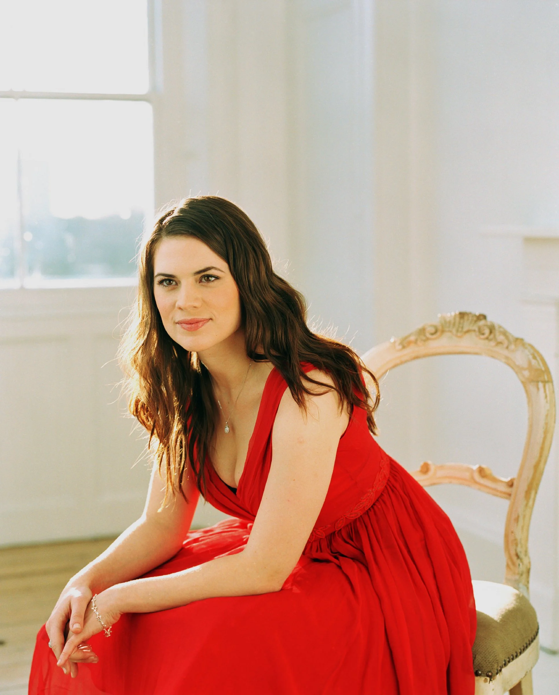 Hayley Atwell picture 2 of 3