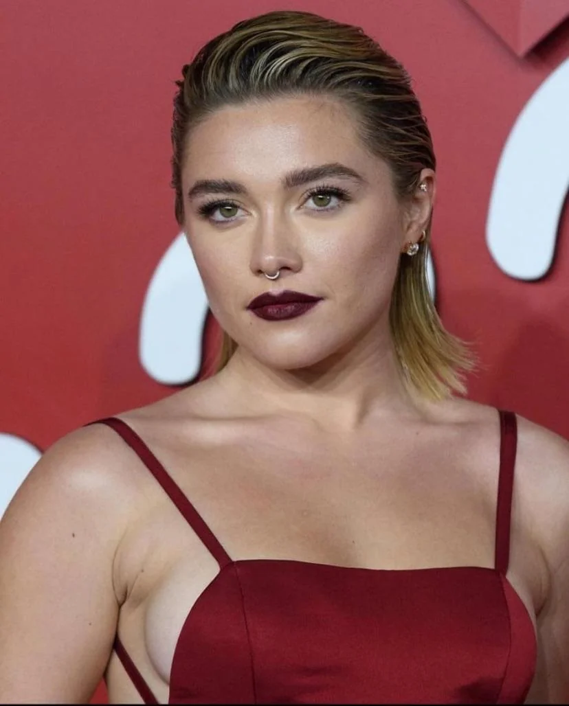 Florence pugh picture 2 of 2