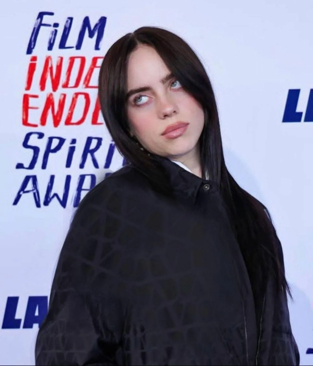 Billie Eilish picture 12 of 17