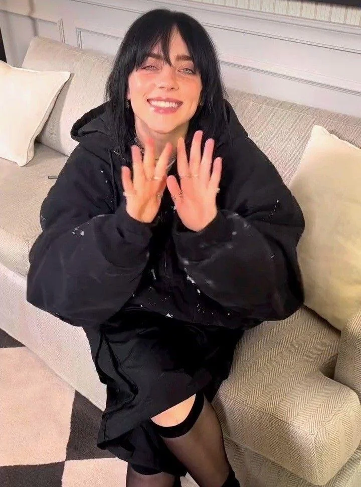 Billie Eilish picture 17 of 17