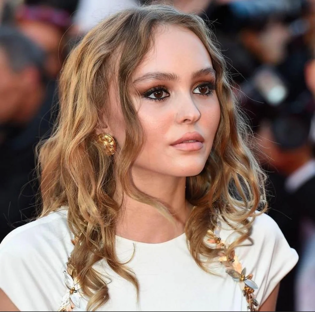 Lily Rose Depp picture 3 of 16