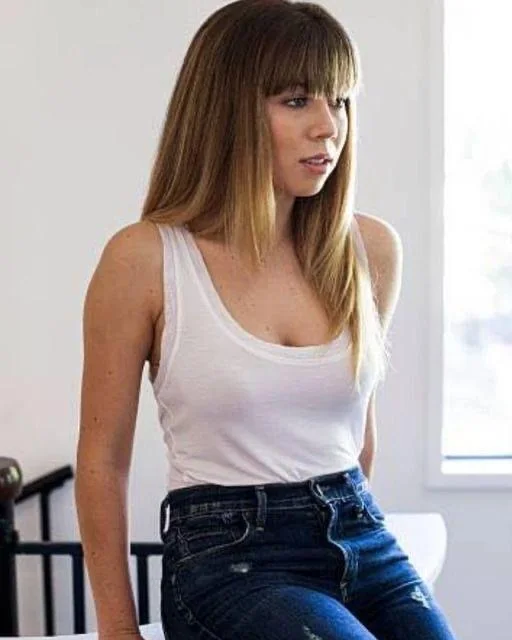 Jennette McCurdy picture 2 of 17