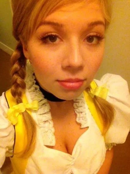 Jennette McCurdy picture 7 of 17