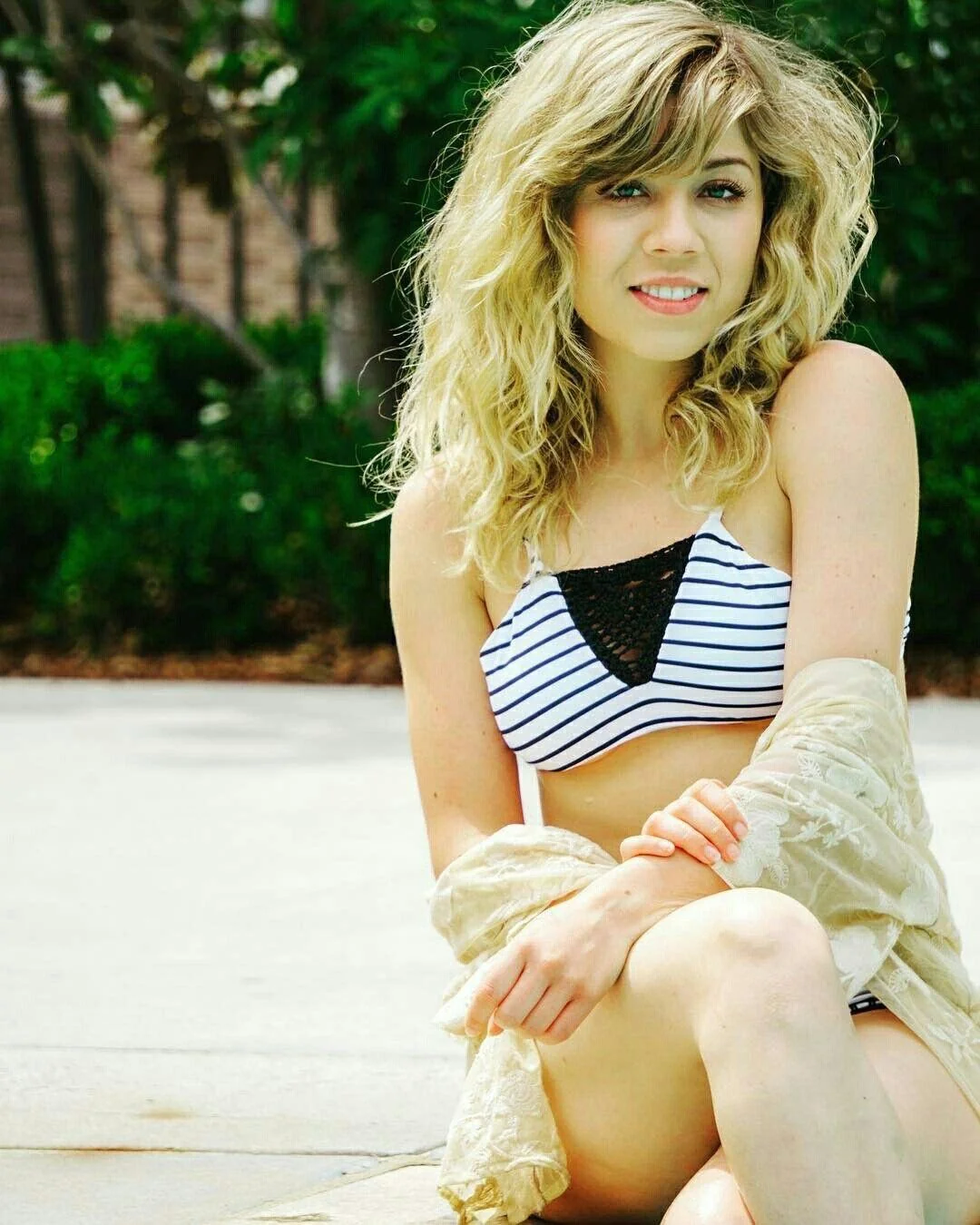 Jennette McCurdy picture 15 of 17