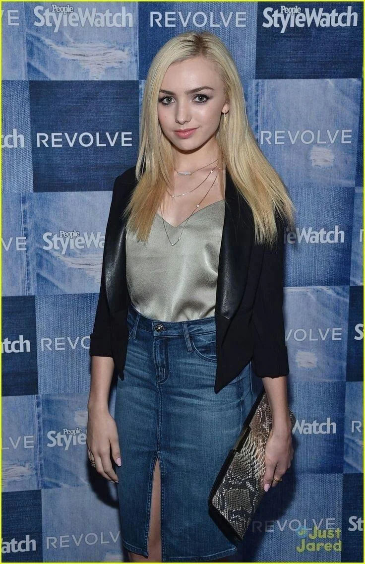 Peyton List picture 15 of 20