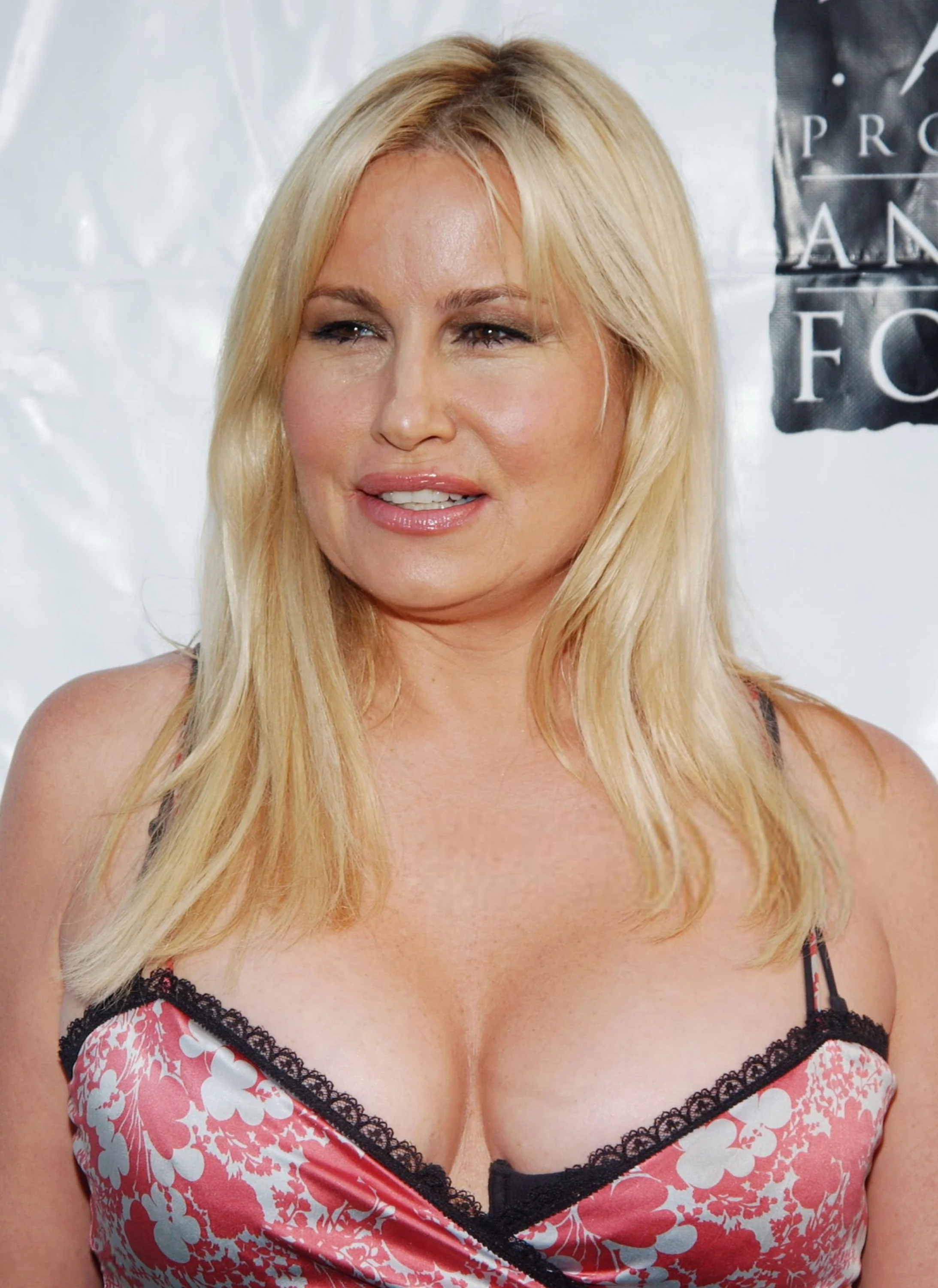 Jennifer Coolidge picture 3 of 12