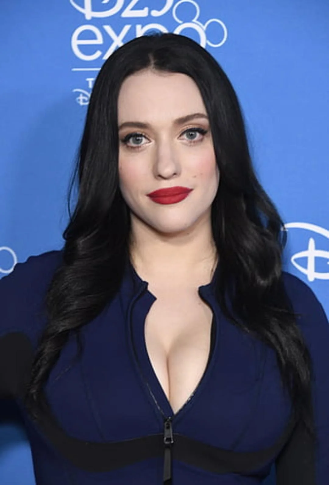 Kat Dennings picture 2 of 2