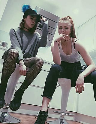 Maisie Williams & Sophie Turner'