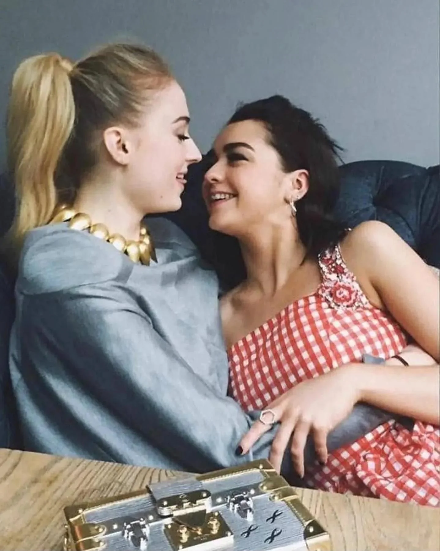 Maisie Williams & Sophie Turner picture 4 of 5