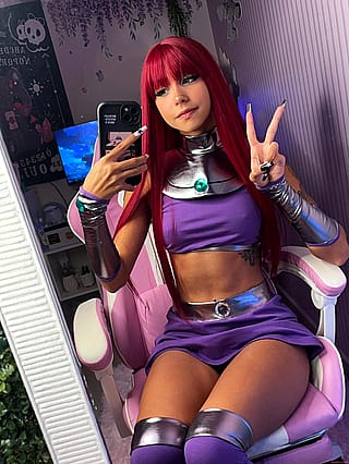 Starfire by SkyleCherry